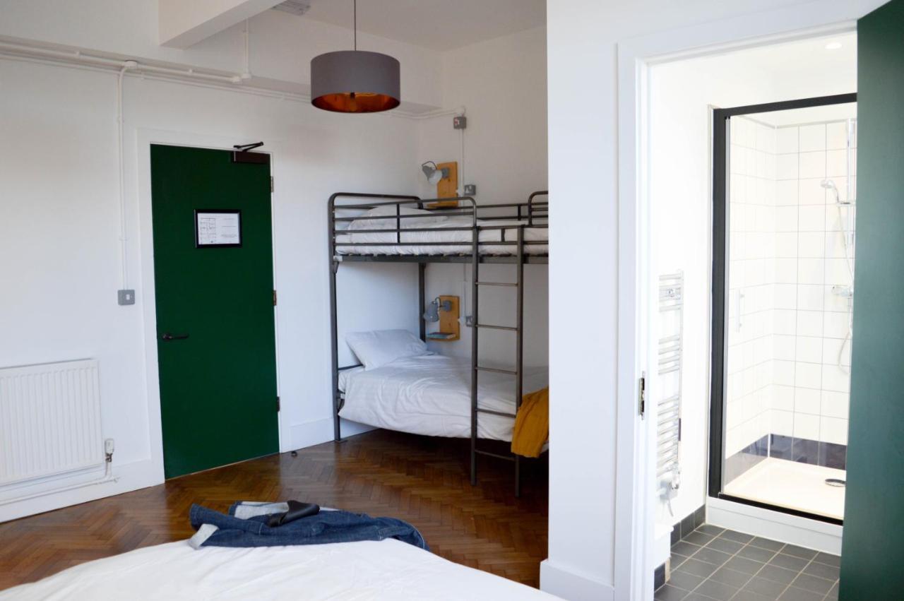 The Bristol Wing Hostel Eksteriør bilde