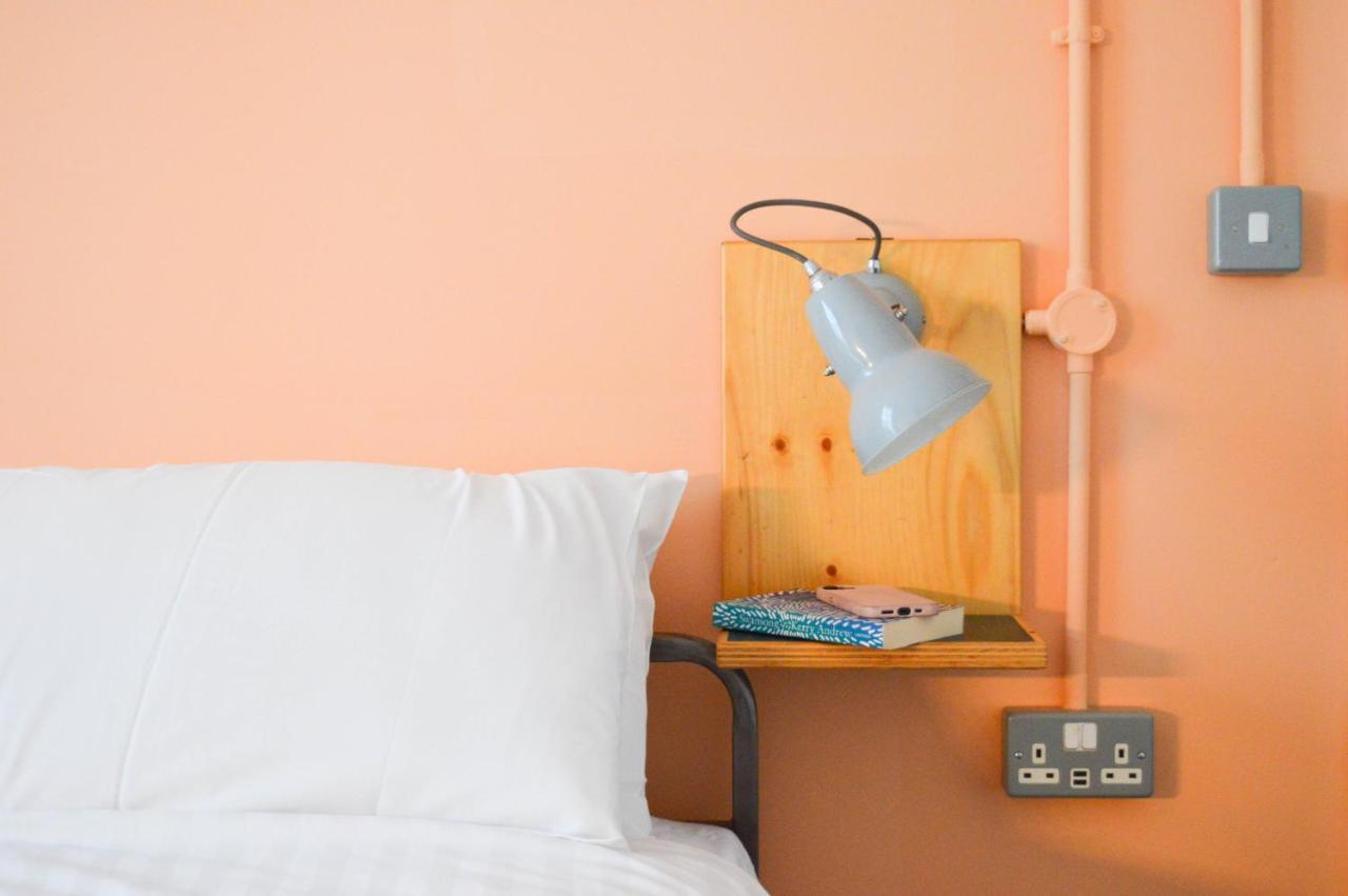 The Bristol Wing Hostel Eksteriør bilde