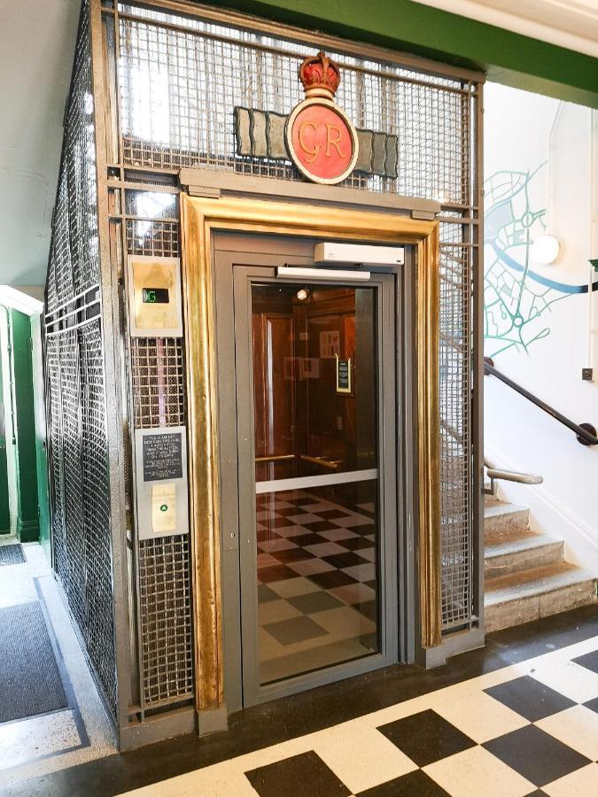 The Bristol Wing Hostel Eksteriør bilde