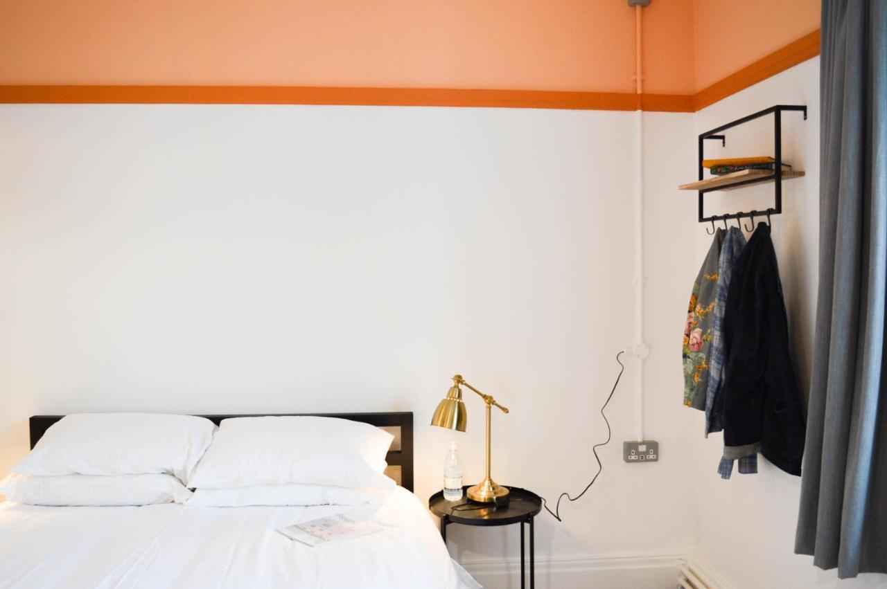 The Bristol Wing Hostel Eksteriør bilde